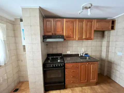 Departamento en Alquiler con 1 cocheras