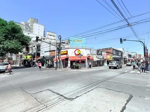 Departamento 5 ambientes con 2 baños