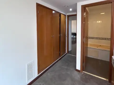 Departamento en Venta en Marinas Golf, USD 300.000