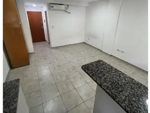 Cochabamba 1700, Piso 1