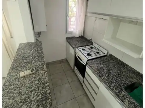 VENTA PERMUTA- MONOAMBIENTE CON COCHERA