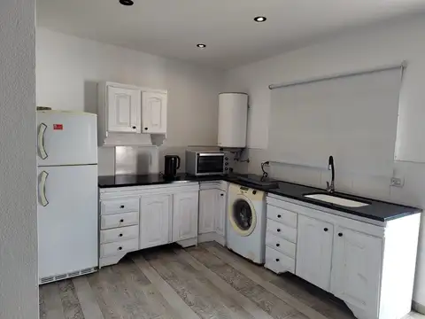 141 y 442
