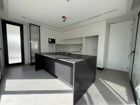 VENTA CASA 4 DORMITORIOS EN VIDA, FUNES
