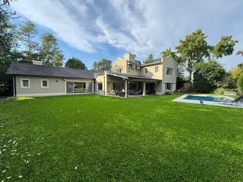 Casa en Venta de 4 dormitorios