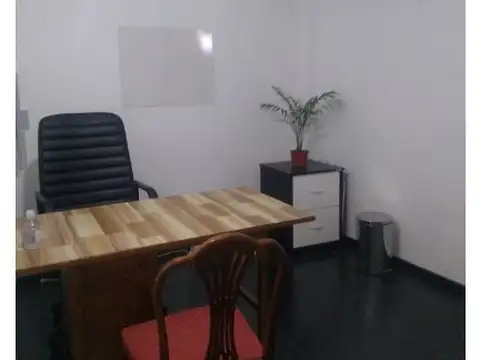 Oficina en Alquiler en Florencio Varela, $ 150.000
