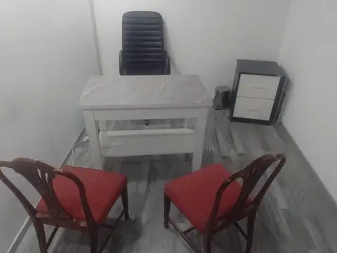 Oficina en Alquiler en Florencio Varela, $ 150.000