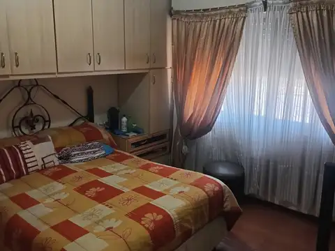 CASA 3 AMBIENTES Con Amplio Garage