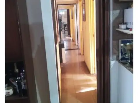 Departamento 5 ambientes con 2 baños