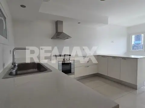 Departamento 7 ambientes con 2 baños