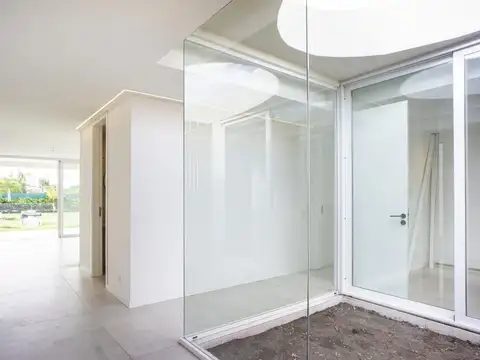Casa 6 ambientes con 3 baños