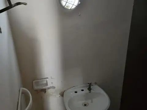 Local en Venta 56 años