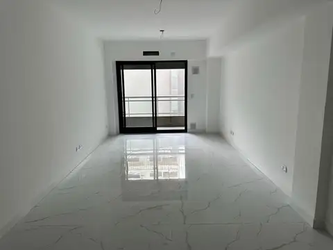 ECUADOR 500, Piso 1