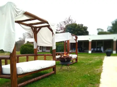 ALQUILER SEMANAL (Enero/ febrero )-BARRIO PARQUE EL REMANSO, CALLE LA FIRMEZA 200