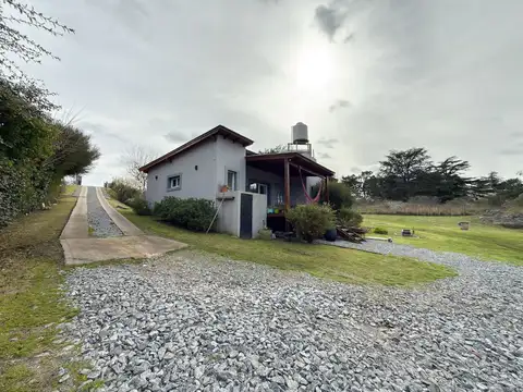 CASA QUINTA DE 3 DORMITORIOS EN VENTA, TANDIL.