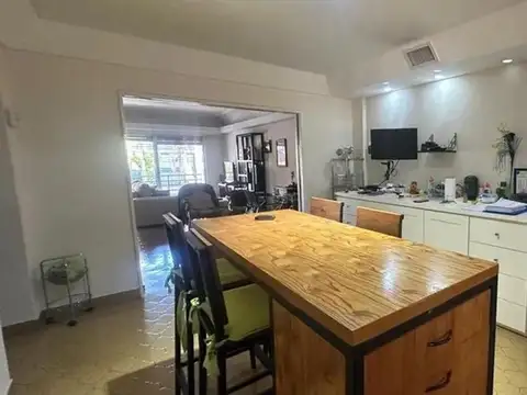CASA 8 AMBIENTES EN VENTA - RAMOS MEJIA