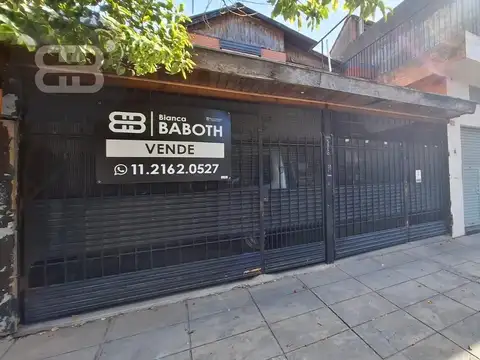 Casa de 4 ambientes en Villa Ballester