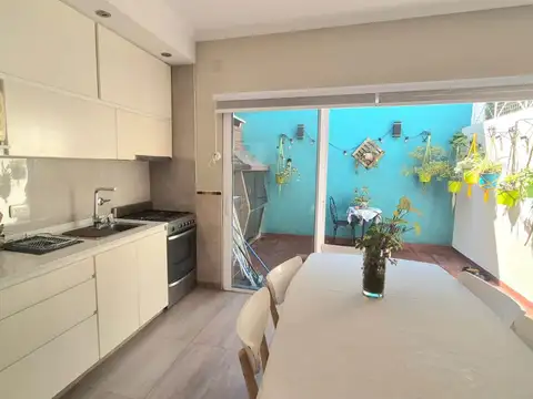 Depto Tipo Casa en Venta en Mataderos, USD 159.000