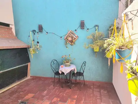 Depto Tipo Casa en Venta con 1 cocheras
