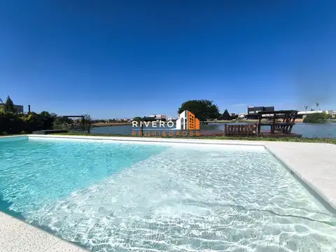 Casa en Alquiler en La Alameda, USD 2.800