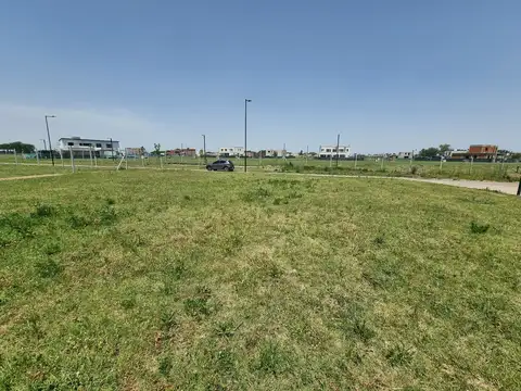 Terreno en Venta 24  mts Fondo