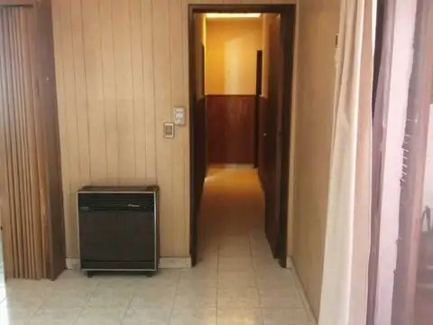 Casa en Alquiler con 2 cocheras