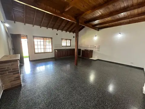 Casa en Alquiler en San Miguel, $ 1.300.000