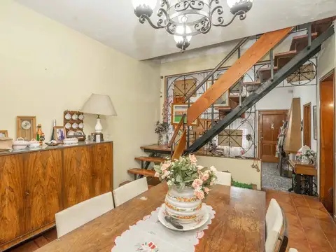 VENTA CASA EN SAN ANDRES COCHERA 2 PLANTAS