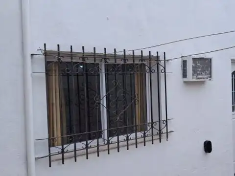 ROLDAN - CASA INTERNA EN ALQUILER