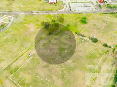 Terreno en Venta de 916,0 m2