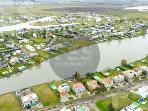 Terreno en Venta de 916,0 m2