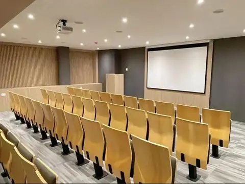 Oficina en Venta al Oeste