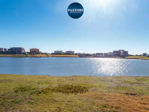 Terreno en Venta en San Sebastian, USD 83.000