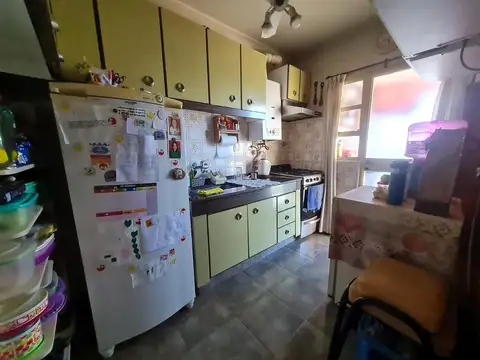 Departamento 4 ambientes con 1 baño