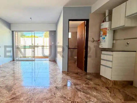 Venta Monoambiente con balcón al frente en Echesortu, Rosario
