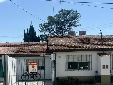 Duplex tipo casa en venta 2 dormitorios cochera patio en José C Paz APTO CREDITO