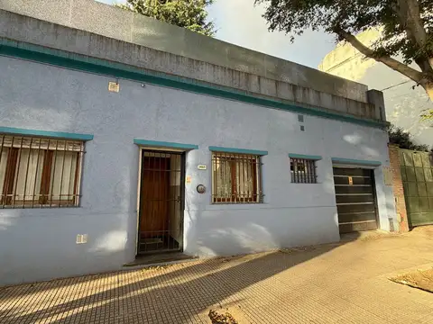 Venta V. Urquiza Casa 3 Amb Patio Terraza y Garage
