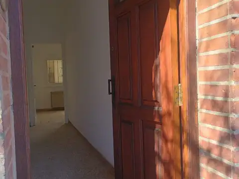Depto Tipo Casa en Alquiler en Beccar-Vías/Rolon, $ 990.000