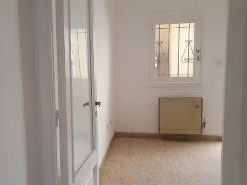 Depto Tipo Casa en Alquiler 60 años