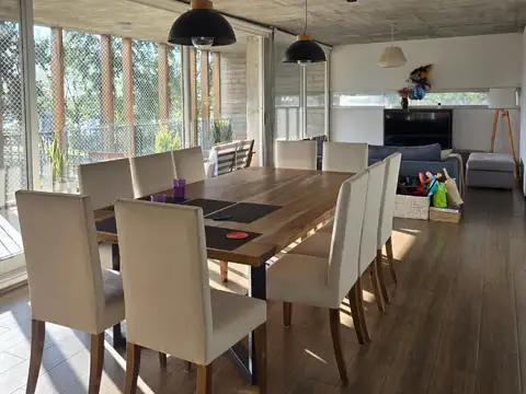 Departamento en Venta con 2 cocheras
