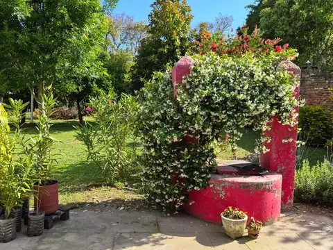 Venta Casa Rincón a 1 cuadra de la Plaza