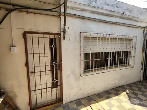 PH DE 2 AMBIENTES CON PATIO Y TERRAZA COMPARTIDA