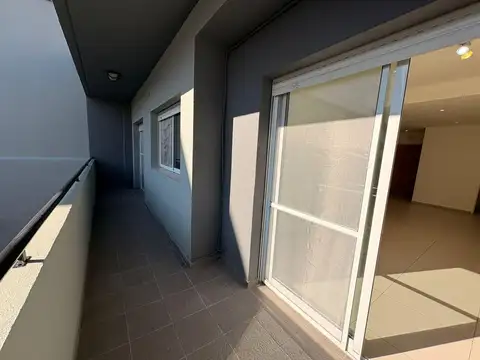 Departamento en Alquiler en Lanus Oeste, $ 1.100.000