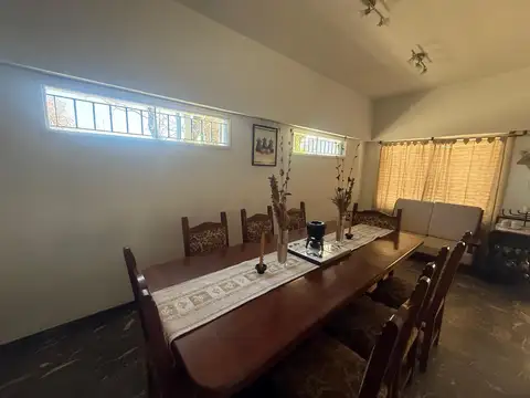 Casa en Venta en Carapachay, USD 270.000