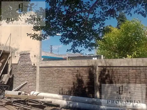 Casa en Venta en Castelar, USD 90.000