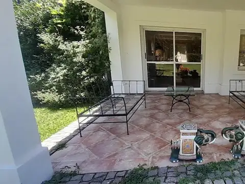 Hermosa casa en venta en Carmel Country Club