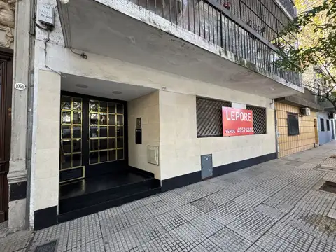 Venta de Departamento 2 Ambientes en Villa Crespo . Con patio excelente ubicacion  