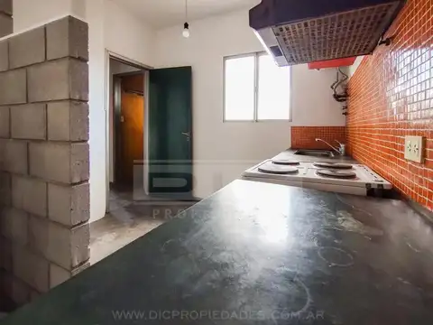 Depto Tipo Casa 2 ambientes con 1 baño
