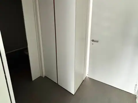 Doctor Rómulo Naón 4000