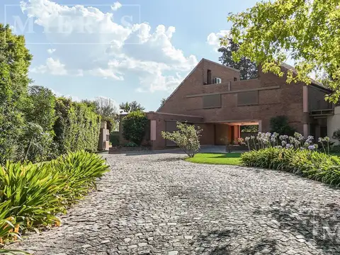 Casa en venta en Olivos Golf Club, Ruta Panamericana Pilar km 32