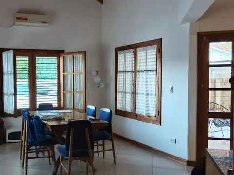 Casa en Venta en Pellegrini, USD 150.000